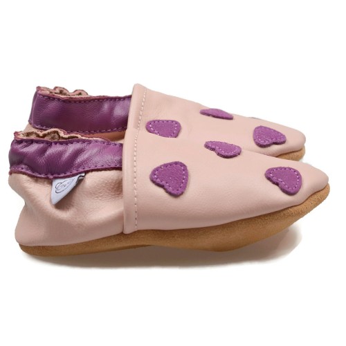 pink-shoes-with-purple-hearts-2